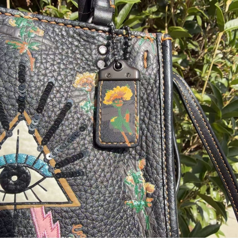 EUC Coach Rogue 17 With Pyramid Eye 46740 - Picture 3 of 12